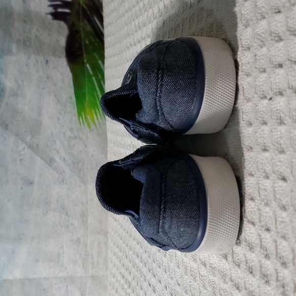 Place kids denim sneakers size 6 - Picture 4 of 9